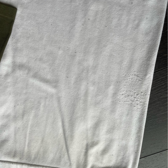 Lot of 2 XS/S Seamless Guess Tanks Built in Bra - Picture 10 of 14